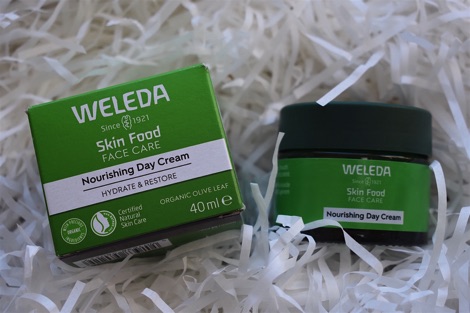 Weleda skinfood day cream box and jar
